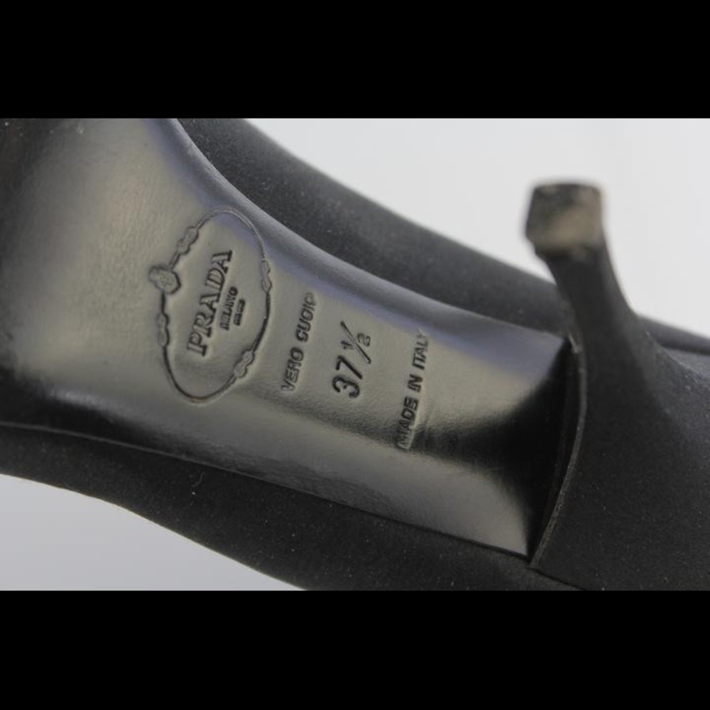 Authentic Prada Heels - Picture 5 of 5
